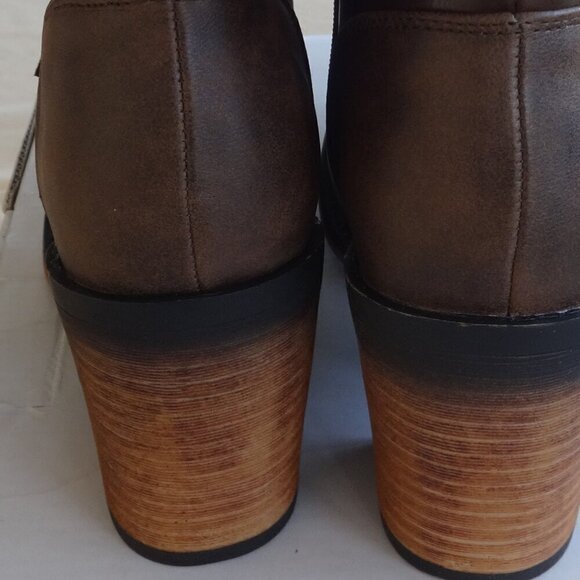 Pierre Dumas Ravenna, women's 8M  two tone brown lace up zip up boots, 2" heels - Picture 15 of 16